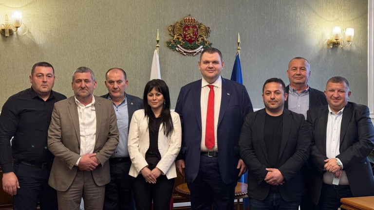 Източник: Пресцентър на ДПС (ДПС - Ново начало) Източник: Пресцентър на ДПС (ДПС - Ново начало)