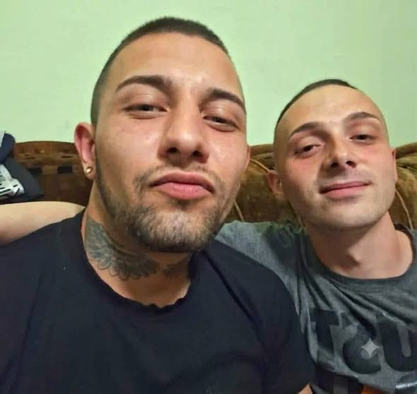 сн. Труд Убиецът в ляво и бившият му партньор